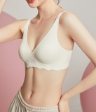 【A~Cカップ】一体型Vネックシームレス、ノンワイヤーブラ｜U字型 美しい背中｜ソフトサポート技術